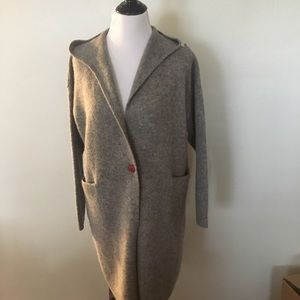 Uniqlo Womans Wool Hooded Cardigan 